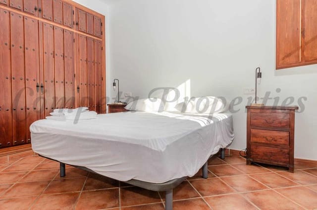 3 camera da letto Villa da affittare in Archez con piscina - 1.000 € (Rif: 9322234)