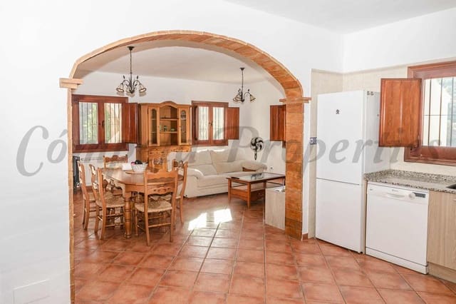 3 camera da letto Villa da affittare in Archez con piscina - 1.000 € (Rif: 9322234)
