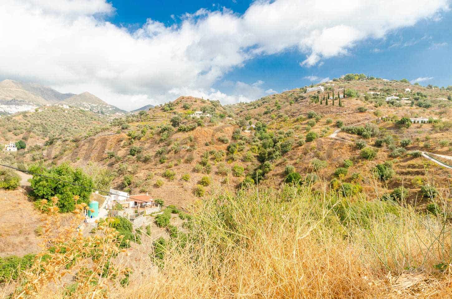 3 bedroom Villa for rent in Archez with pool - € 1,000 (Ref: 9322234)