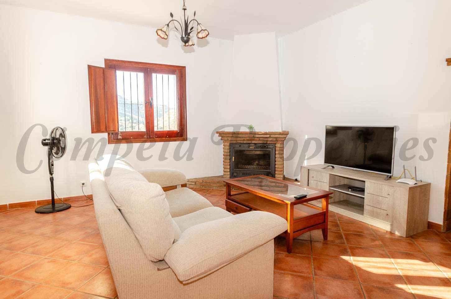 3 slaapkamer Villa te koop in Archez met zwembad - € 349.000 (Ref: 9322243)