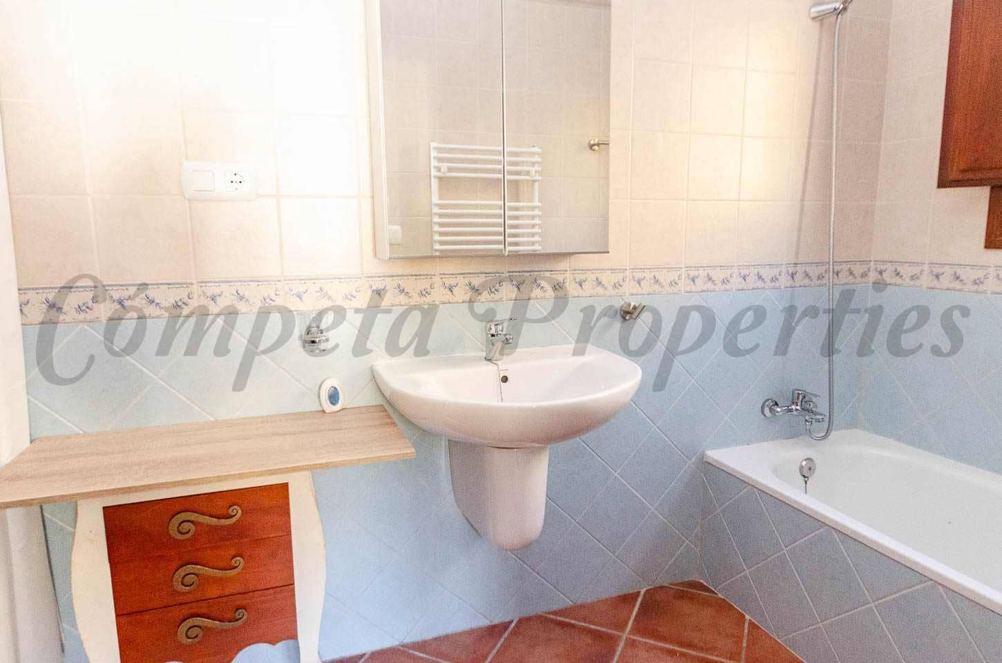 3 slaapkamer Villa te koop in Archez met zwembad - € 349.000 (Ref: 9322243)