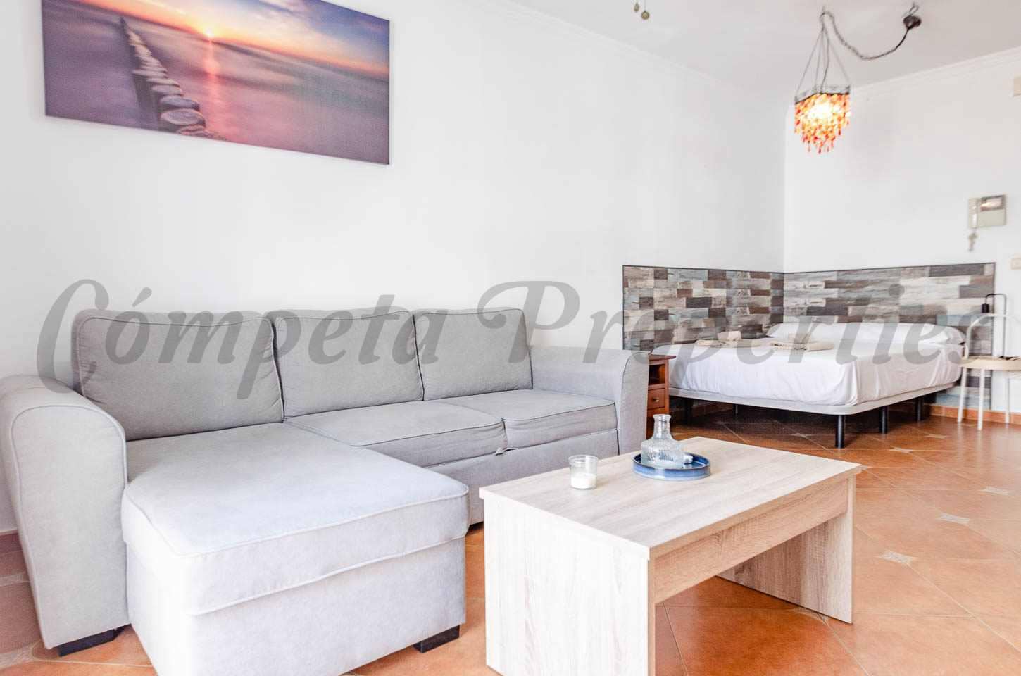 Studio til leje i Competa - € 550 (Ref: 9325603)