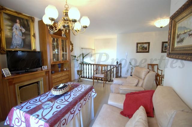 2 soverom Leilighet til leie i Torrox - € 850 (Ref: 9329741)