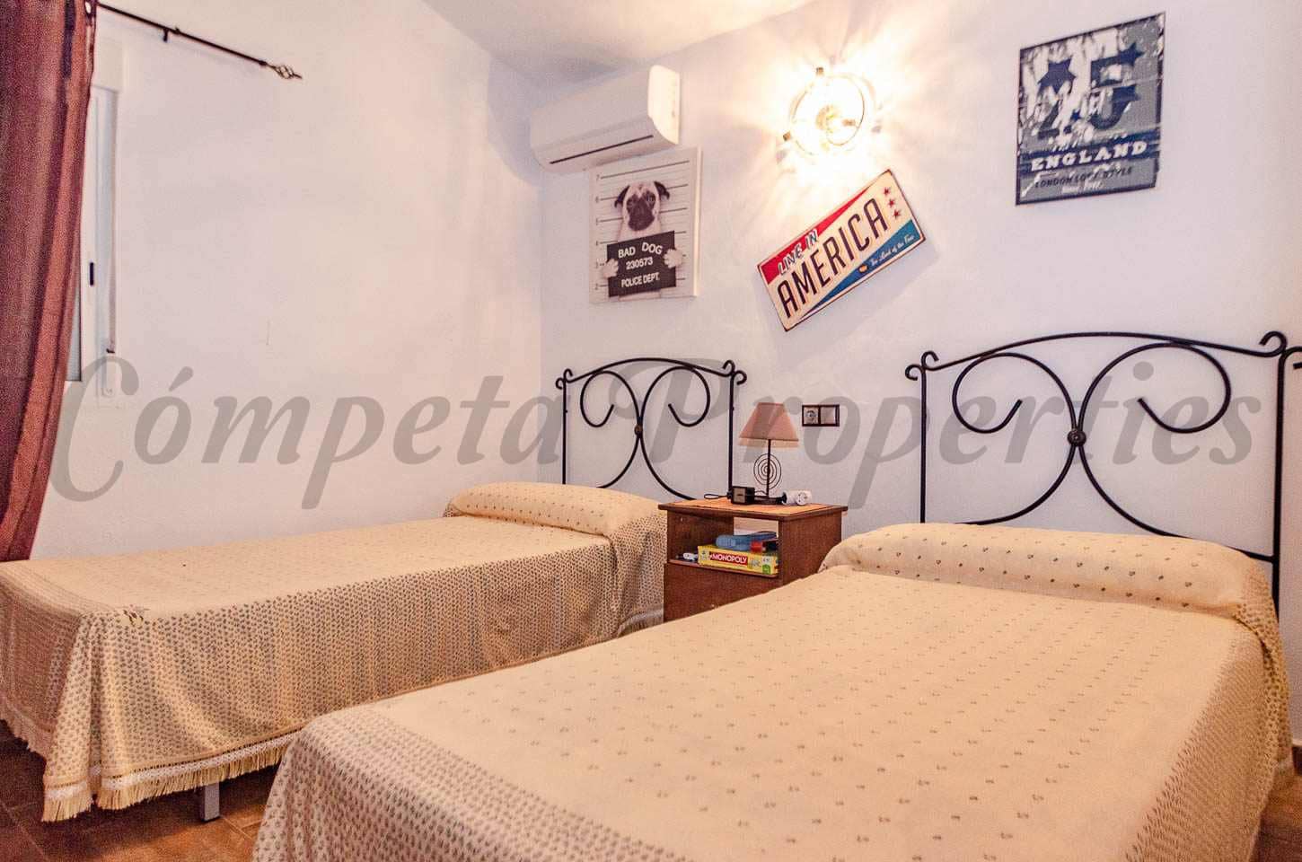 2 soverom Villa til salgs i Competa med svømmebasseng - € 450 000 (Ref: 9336996)