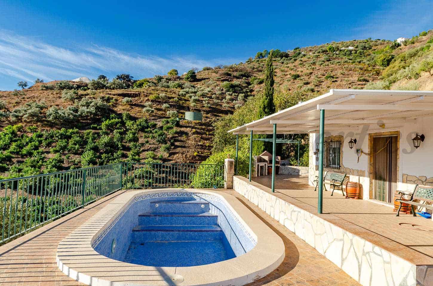 2 soverom Villa til salgs i Competa med svømmebasseng - € 450 000 (Ref: 9336996)