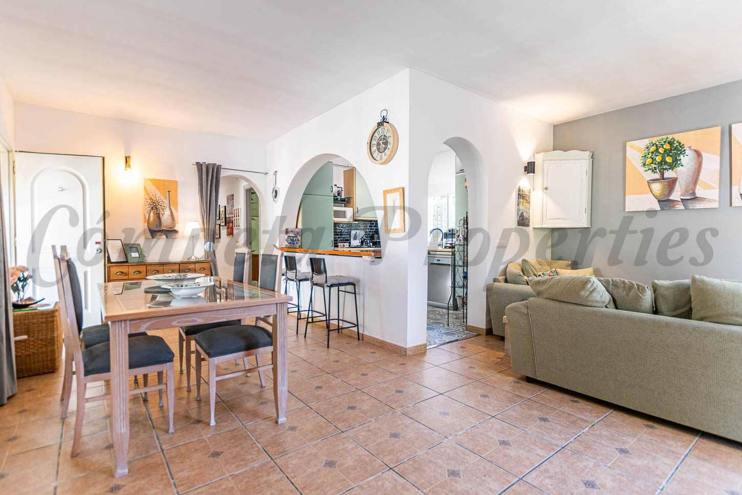 3 bedroom Villa for sale in Competa - € 375,000 (Ref: 9343536)