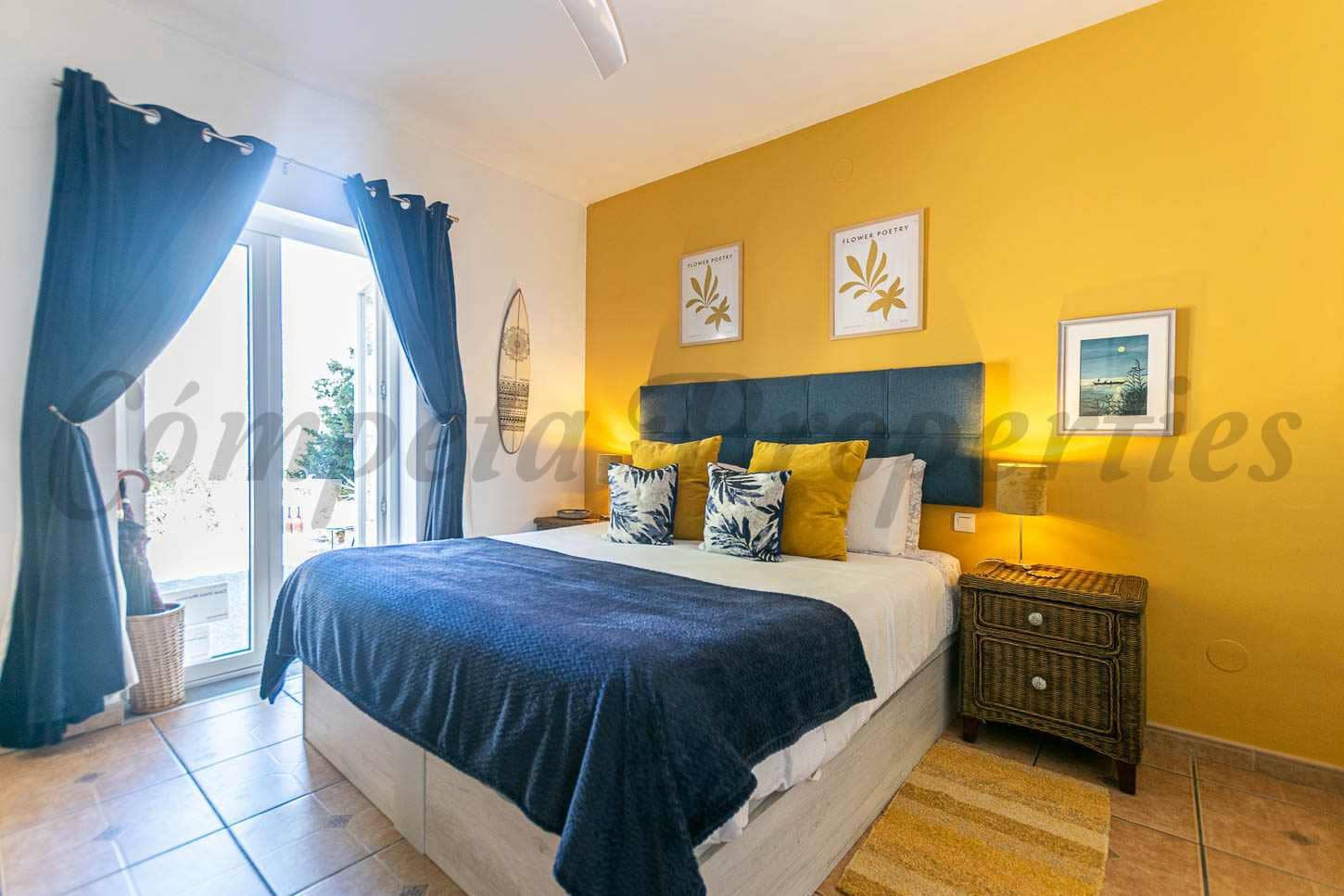 3 bedroom Villa for sale in Competa - € 375,000 (Ref: 9343536)