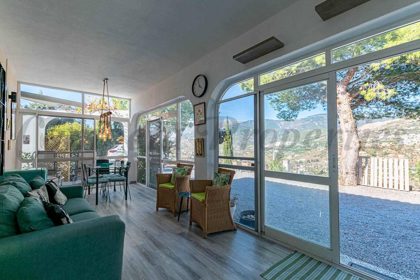 3 bedroom Villa for sale in Competa - € 375,000 (Ref: 9343536)