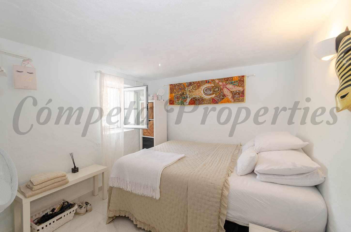 2 soveværelse Semi-Rækkehus til salg i Competa - € 235.000 (Ref: 9345625)