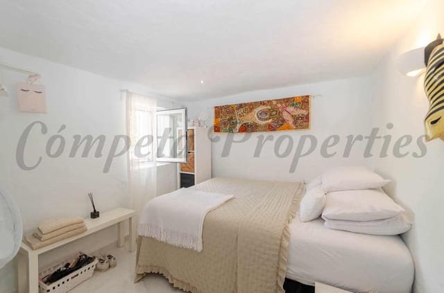 2 soveværelse Semi-Rækkehus til salg i Cómpeta - € 235.000 (Ref: 9345625)