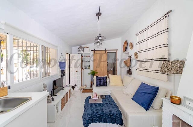 2 soveværelse Semi-Rækkehus til salg i Cómpeta - € 235.000 (Ref: 9345625)