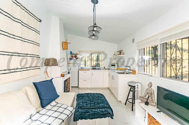 2 soveværelse Semi-Rækkehus til salg i Cómpeta - € 235.000 (Ref: 9345625)