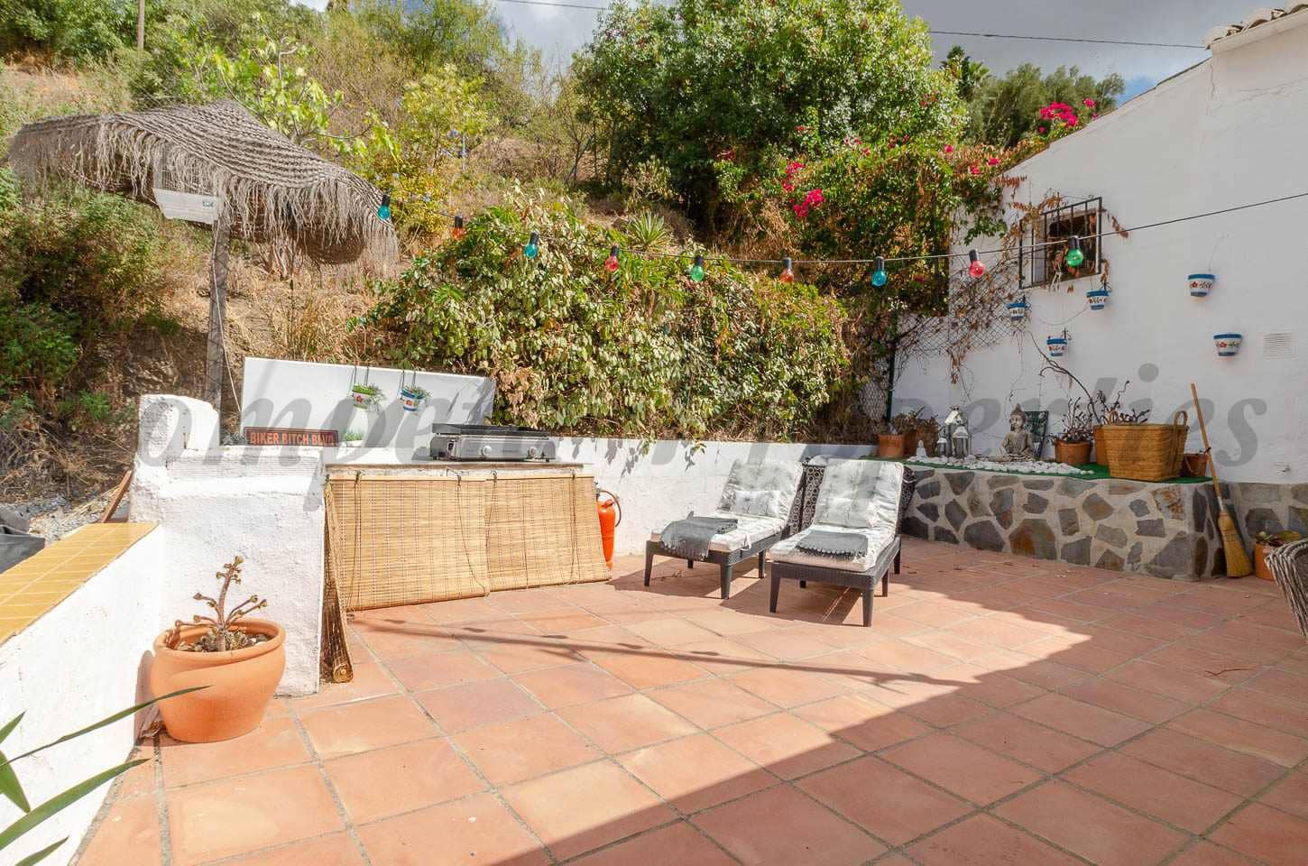 2 soveværelse Semi-Rækkehus til salg i Competa - € 235.000 (Ref: 9345625)