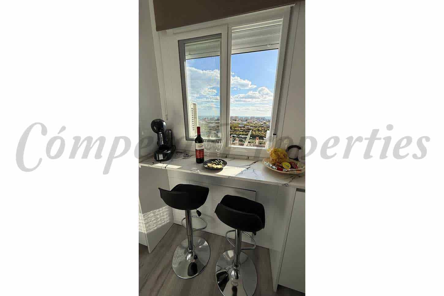 1 sypialnia Apartament do wynajęcia w Torrox z basenem garażem - 600 € (Ref: 9345627)