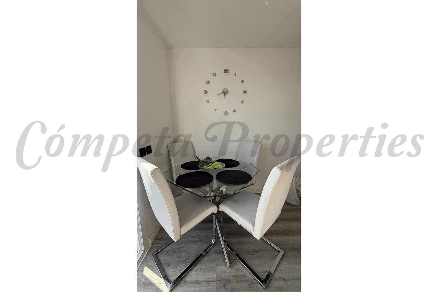 1 sypialnia Apartament do wynajęcia w Torrox z basenem garażem - 600 € (Ref: 9345627)