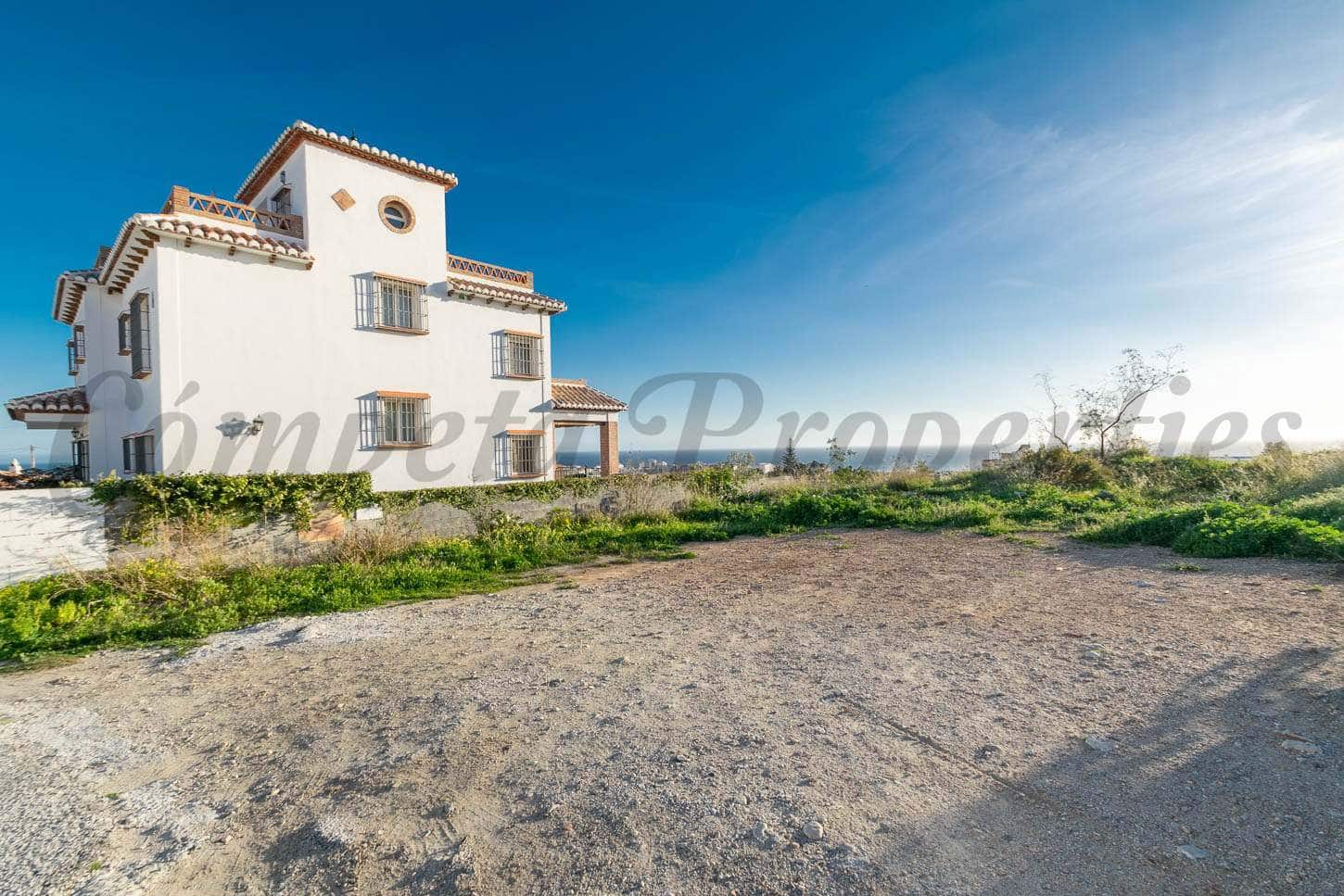 Building Plot for sale in Nerja - € 215,000 (Ref: 9352176)