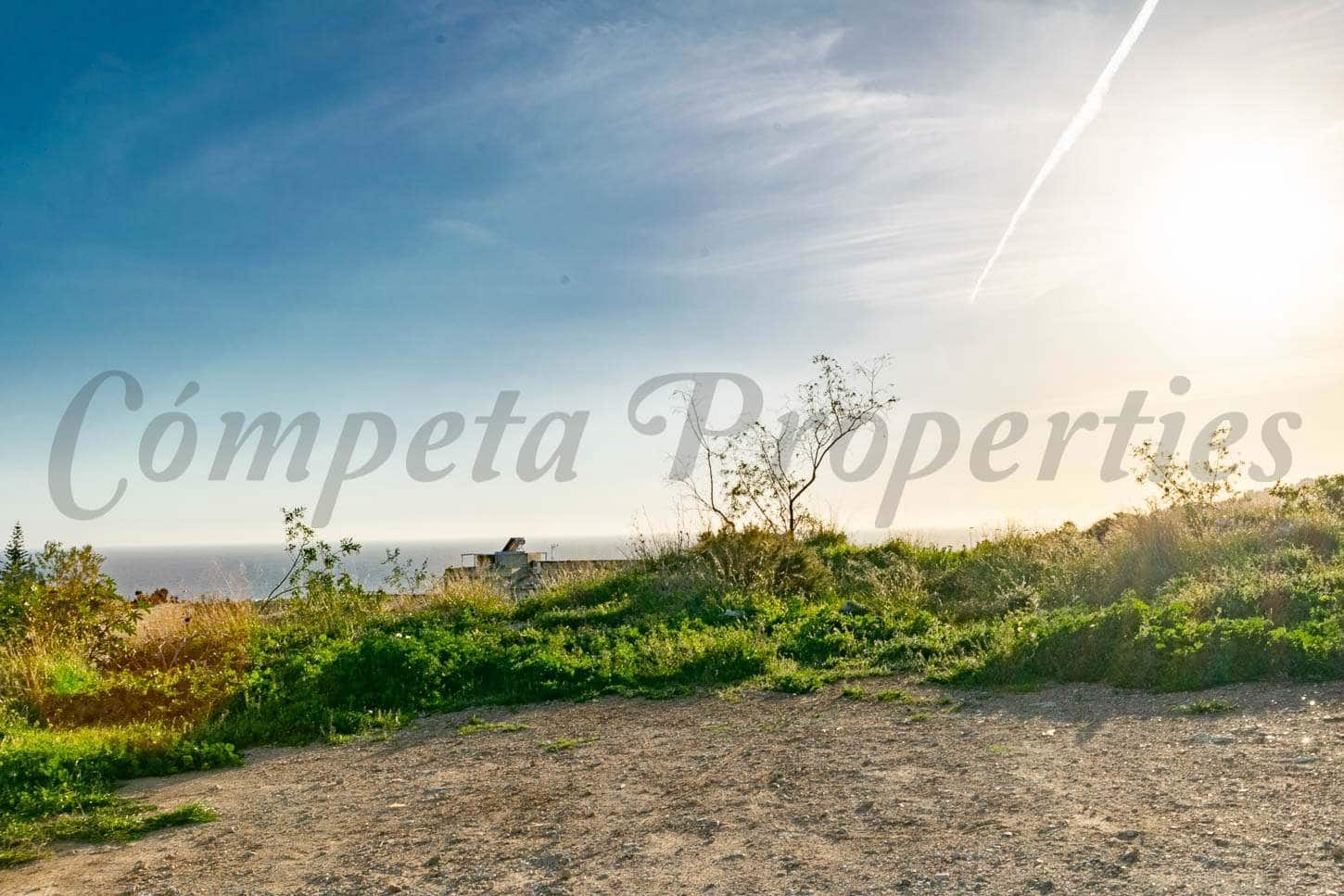 Building Plot for sale in Nerja - € 215,000 (Ref: 9352176)