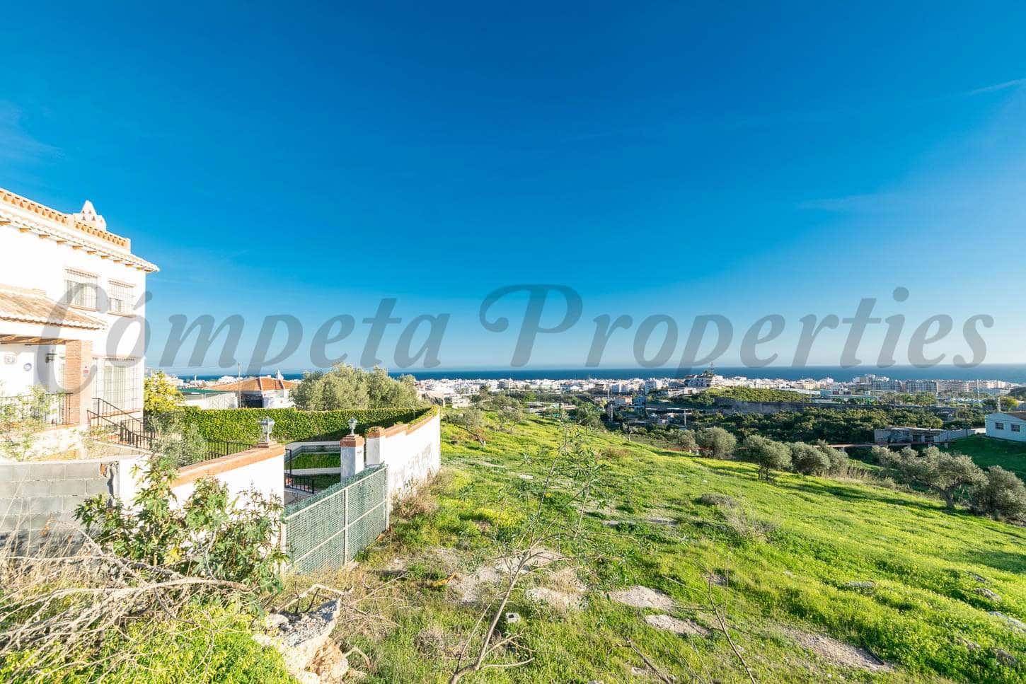 Building Plot for sale in Nerja - € 215,000 (Ref: 9352176)