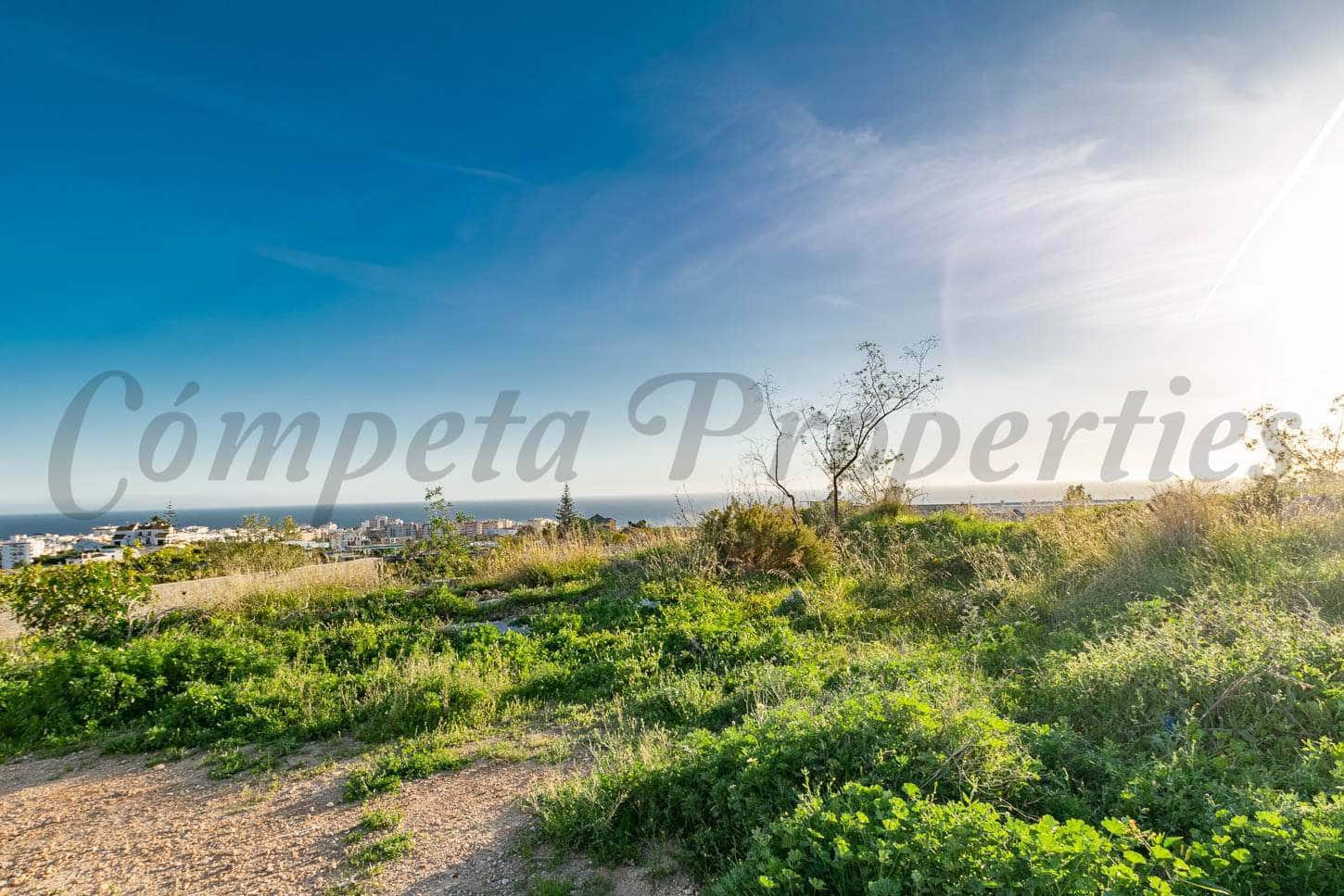 Building Plot for sale in Nerja - € 215,000 (Ref: 9352176)