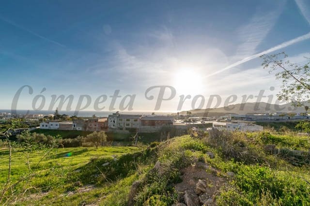 Building Plot for sale in Nerja - € 215,000 (Ref: 9352176)