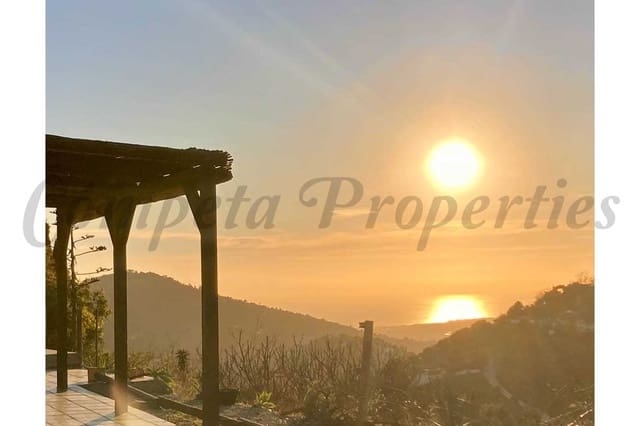 3 slaapkamer Villa te koop in Cómpeta met zwembad - € 349.500 (Ref: 9360581)