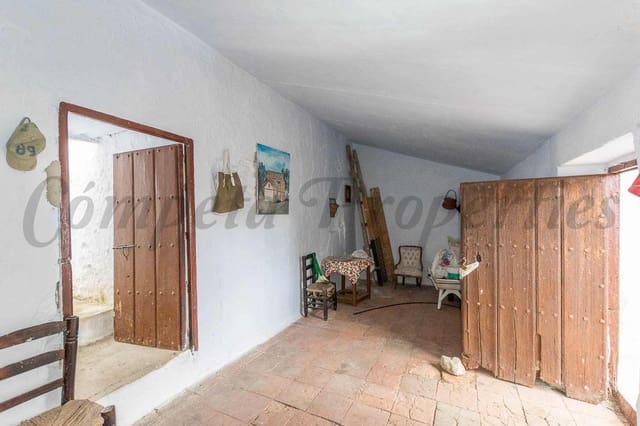 Finca/Landhuis te koop in Canillas de Aceituno - € 165.000 (Ref: 9360585)