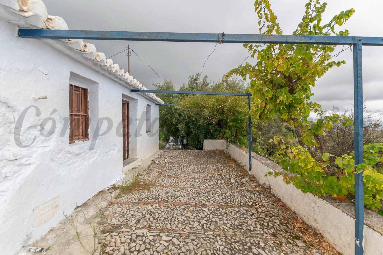 Finca/Country House for sale in Canillas de Aceituno - € 165,000 (Ref: 9360585)