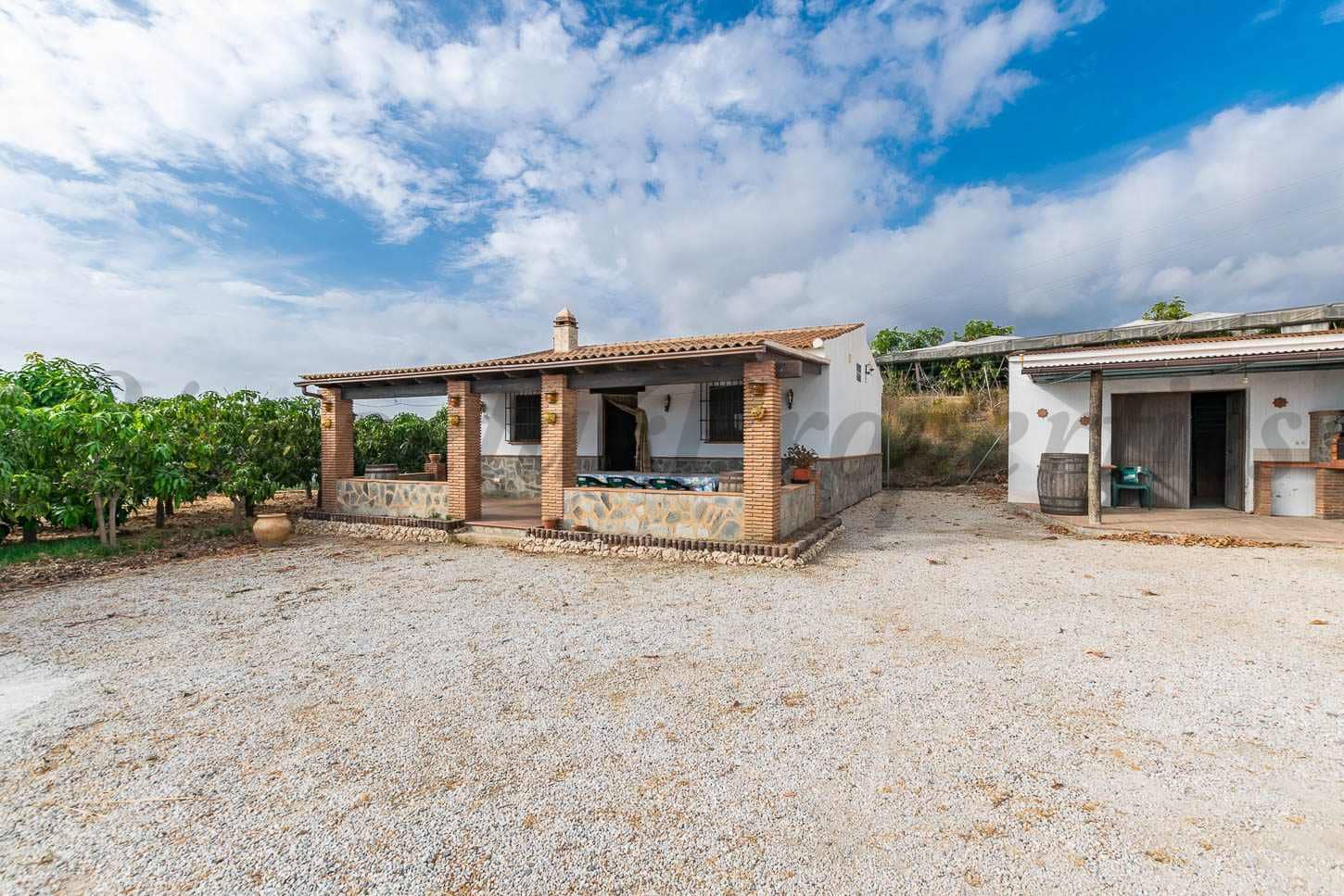 2 sypialnia Willa na sprzedaż w Algarrobo - 355 000 € (Ref: 9360589)