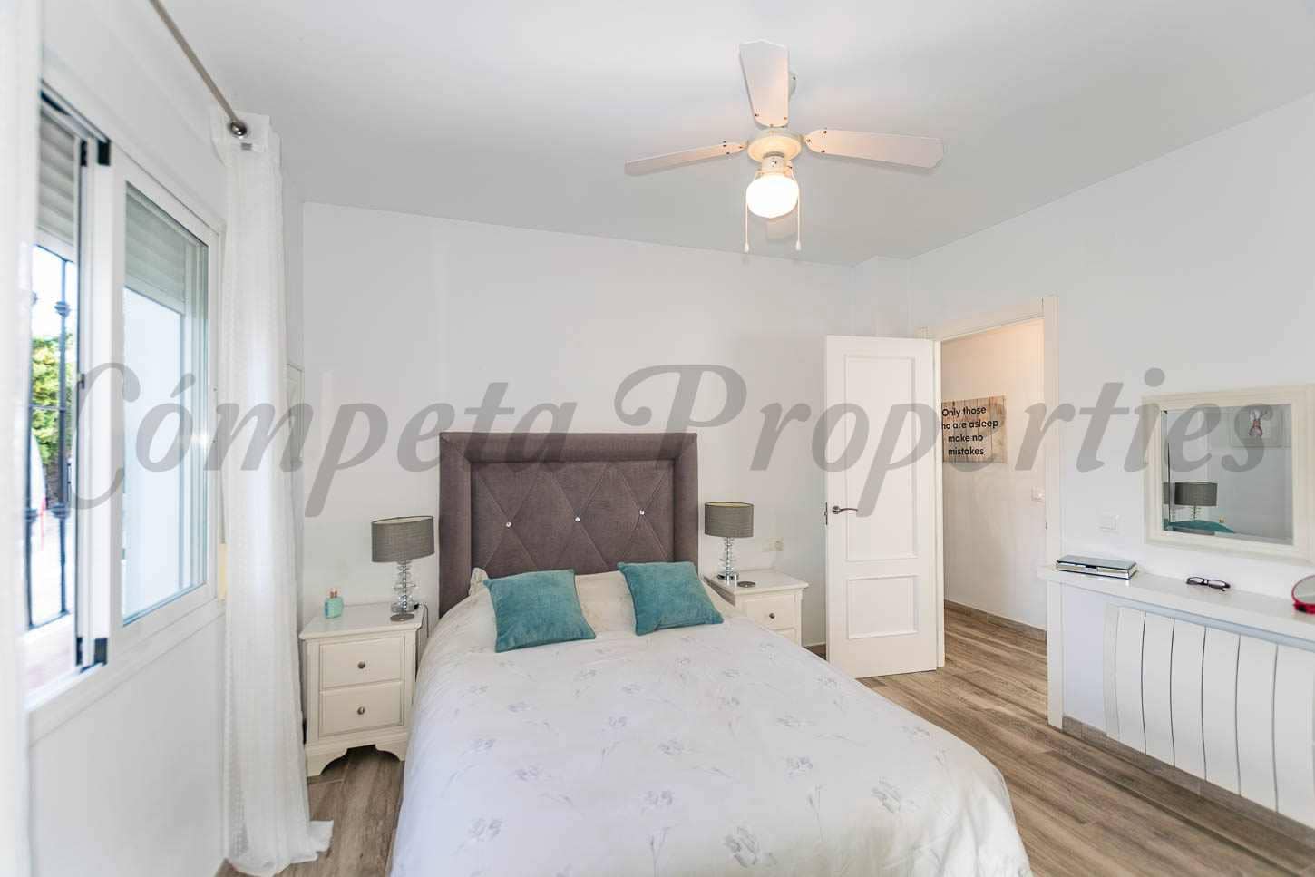 3 slaapkamer Villa te koop in Competa met zwembad - € 445.000 (Ref: 9360590)