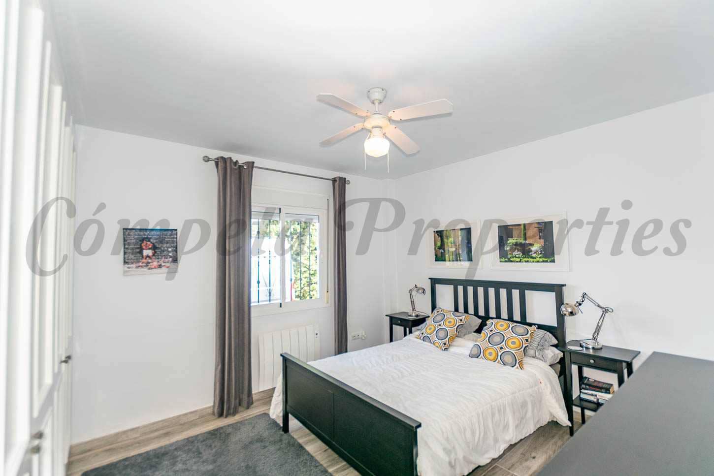 3 slaapkamer Villa te koop in Competa met zwembad - € 445.000 (Ref: 9360590)