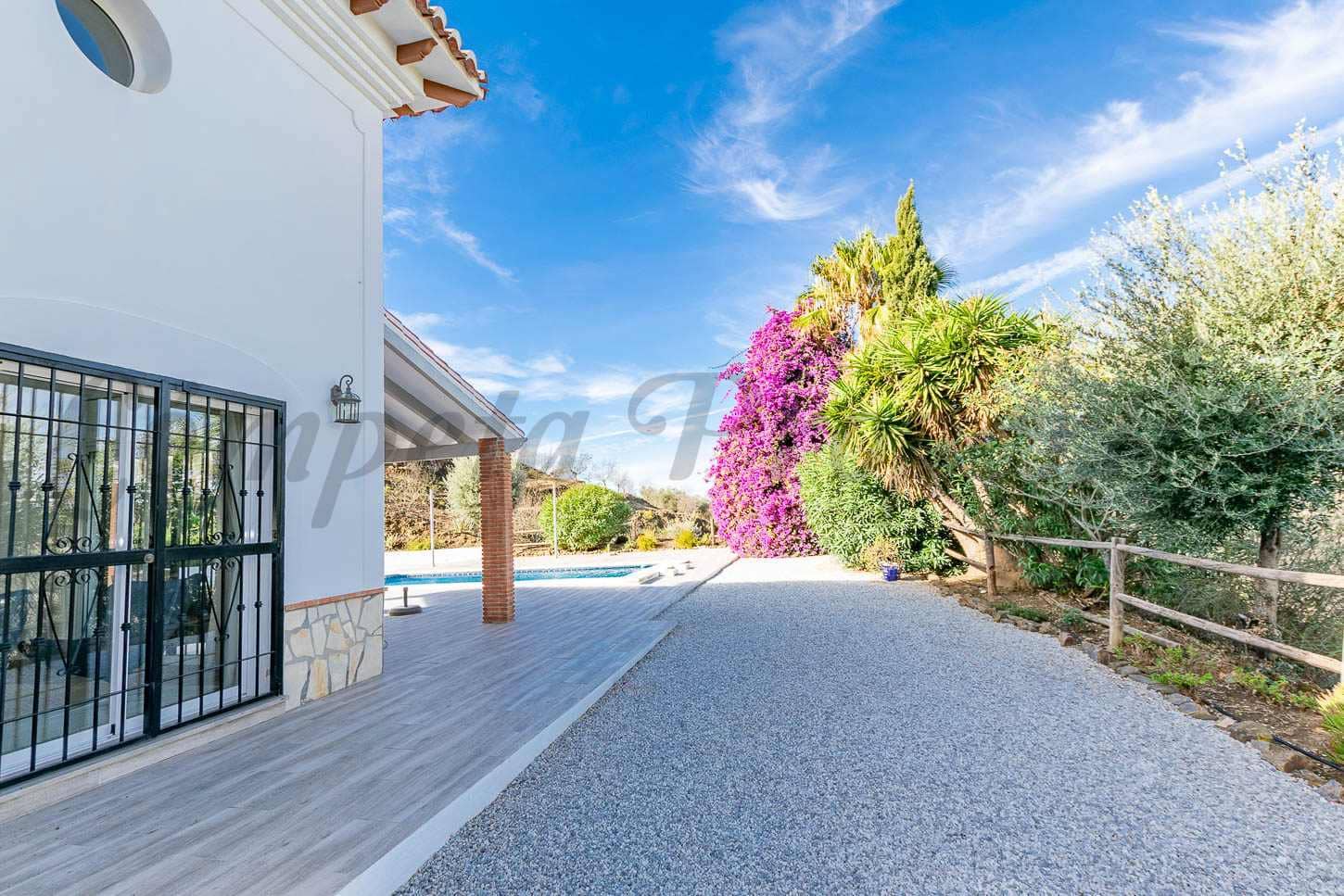 3 slaapkamer Villa te koop in Competa met zwembad - € 445.000 (Ref: 9360590)