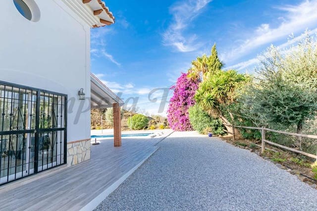 3 slaapkamer Villa te koop in Cómpeta met zwembad - € 445.000 (Ref: 9360590)