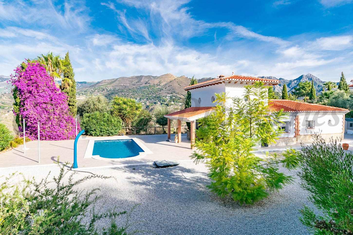 3 slaapkamer Villa te koop in Competa met zwembad - € 445.000 (Ref: 9360590)