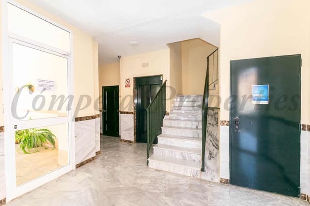 3 soveværelse Lejlighed til salg i Mezquitilla, Vélez-Málaga med swimmingpool - € 295.000 (Ref: 9360757)