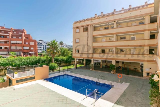 3 soveværelse Lejlighed til salg i Mezquitilla, Vélez-Málaga med swimmingpool - € 295.000 (Ref: 9360757)