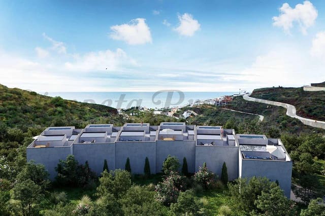 3 soveværelse Rækkehus til salg i Torrox-Costa, Torrox med swimmingpool garage - € 555.000 (Ref: 9360762)