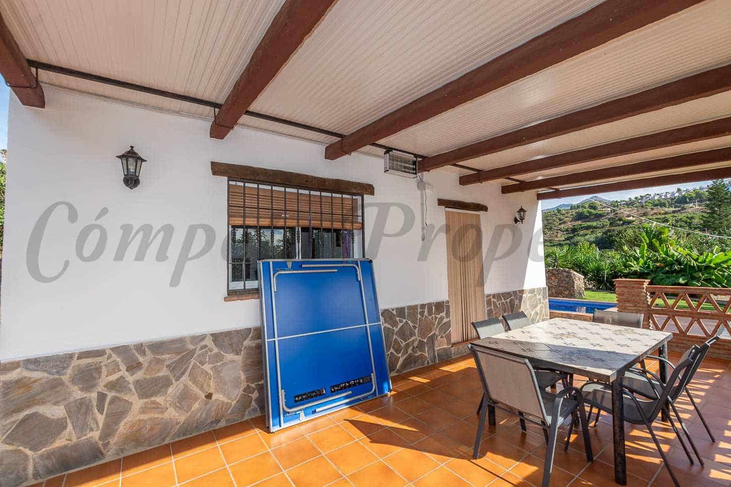 Finca/Casa Rural de 2 habitaciones en Frigiliana en venta con piscina garaje - 365.000 € (Ref: 9362983)