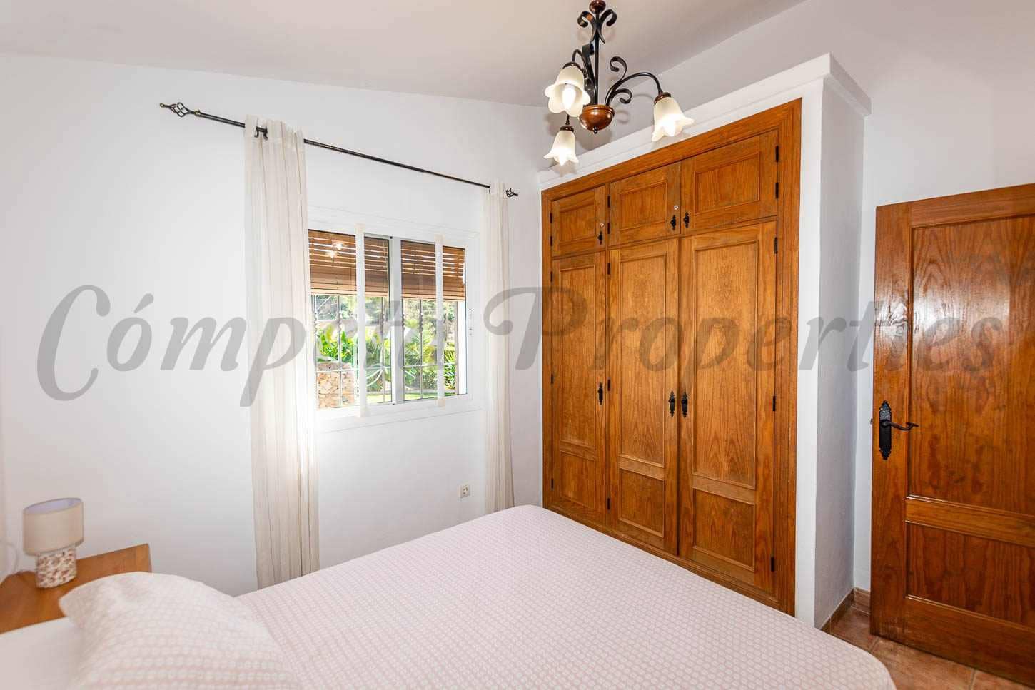 Finca/Casa Rural de 2 habitaciones en Frigiliana en venta con piscina garaje - 365.000 € (Ref: 9362983)