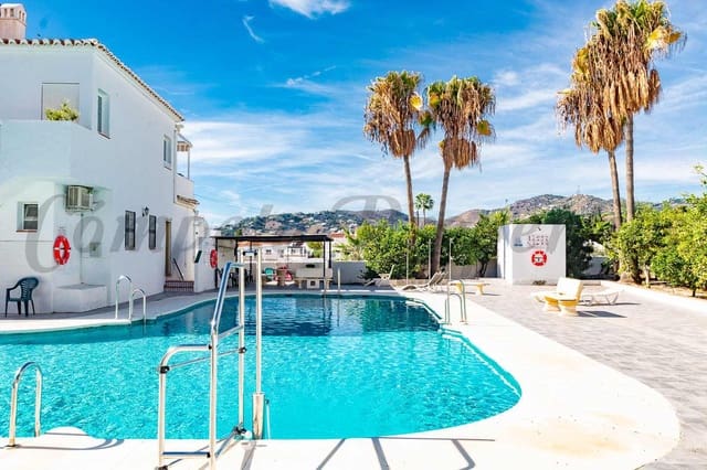1 soveværelse Lejlighed til salg i Nerja med swimmingpool - € 183.000 (Ref: 9362984)