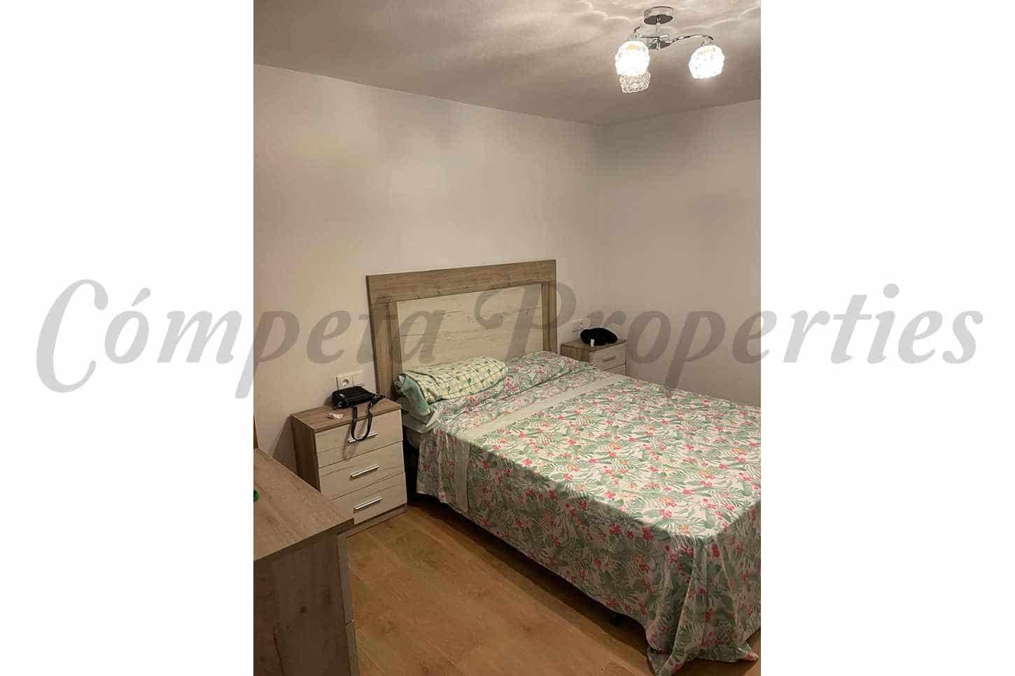 4 soverom Hus til salgs i Sayalonga - € 145 000 (Ref: 9363296)