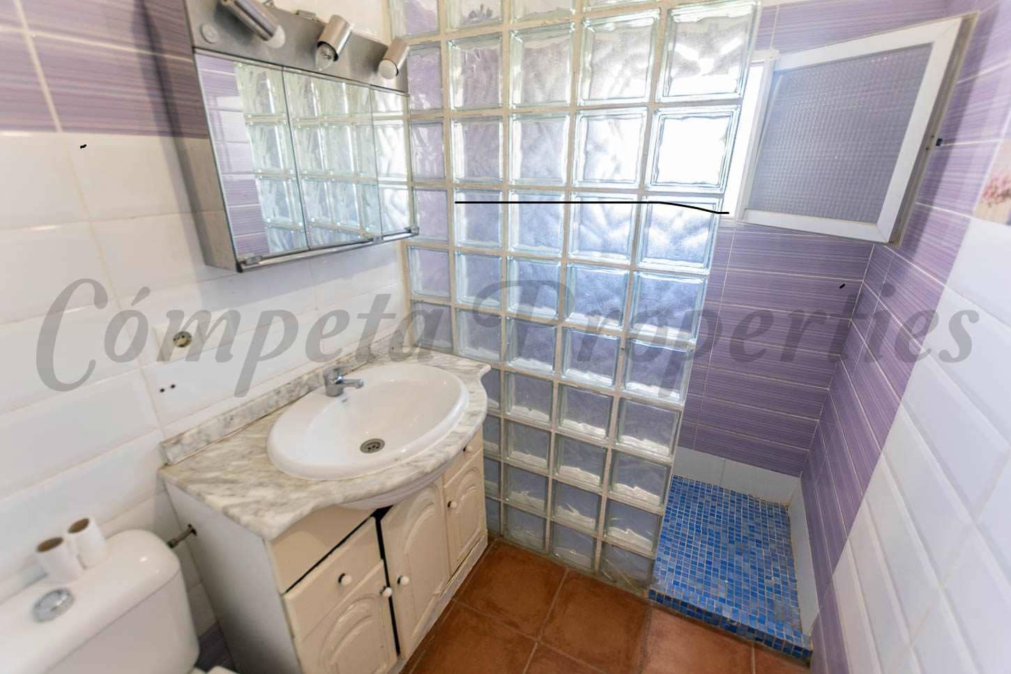 4 soverom Hus til salgs i Sayalonga - € 145 000 (Ref: 9363296)