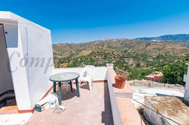 4 soveværelse Byhus til salg i Sayalonga - € 145.000 (Ref: 9363296)