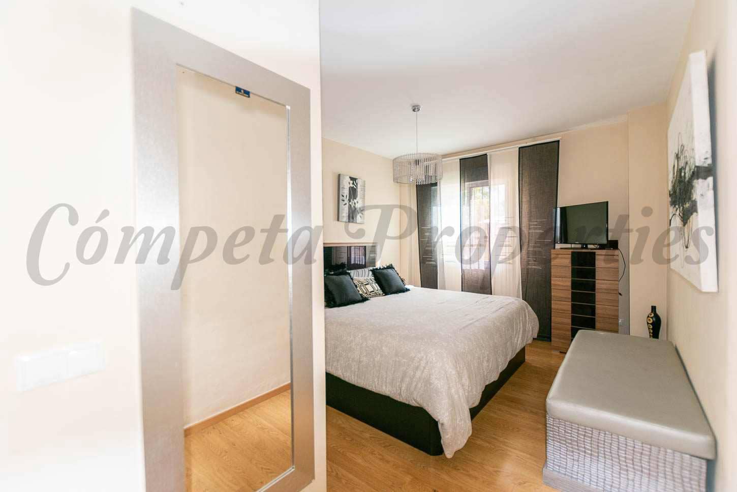 3 bedroom Apartment for sale in Almayate with pool garage - € 340,000 (Ref: 9394235)