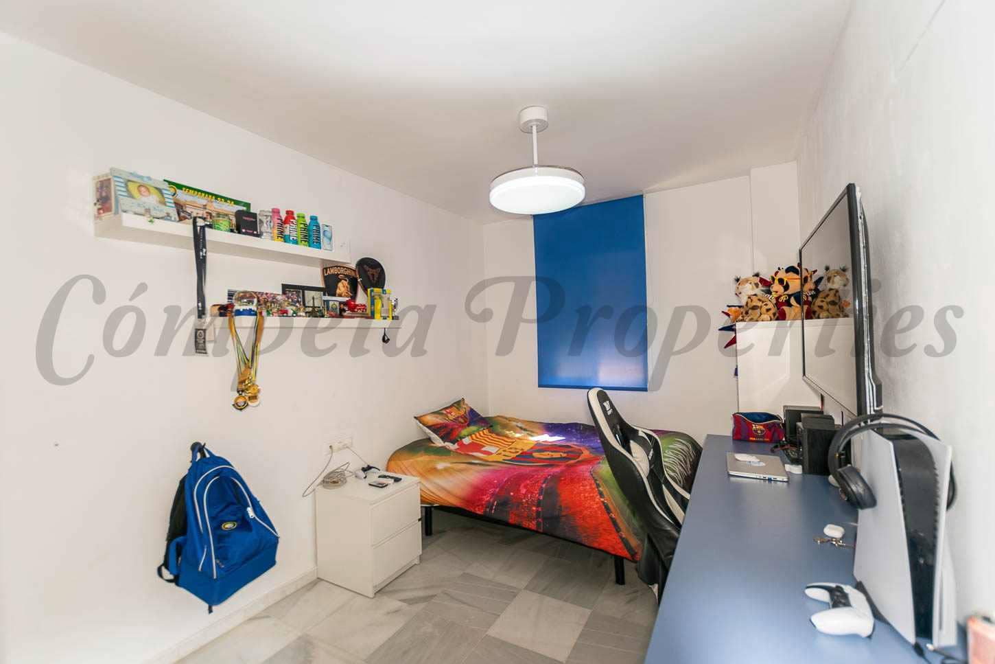 3 bedroom Apartment for sale in Almayate with pool garage - € 340,000 (Ref: 9394235)