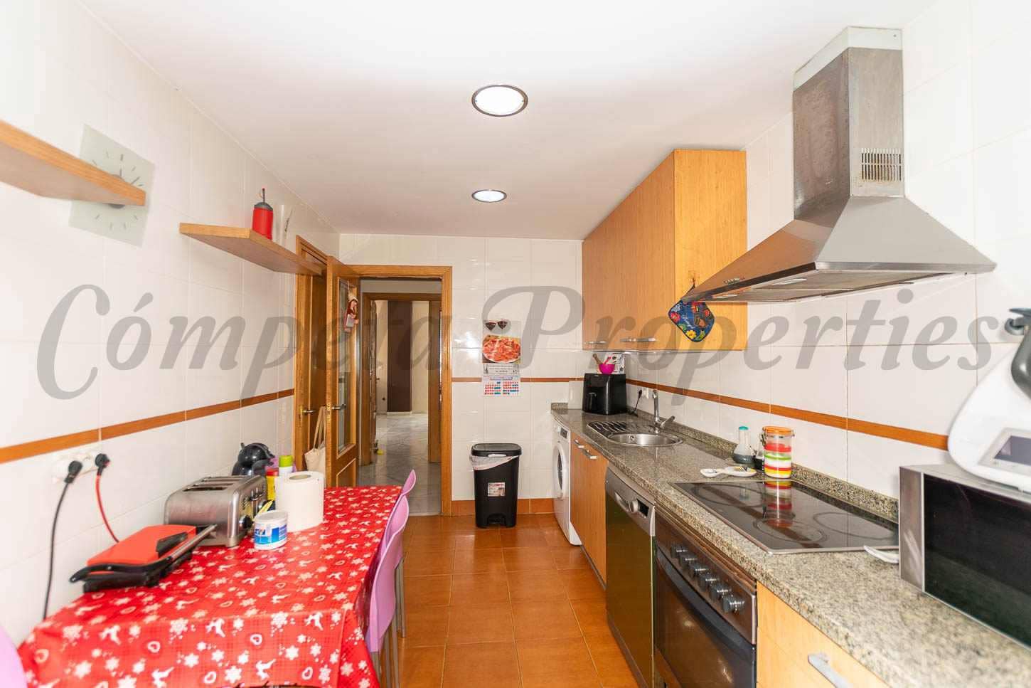 3 bedroom Apartment for sale in Almayate with pool garage - € 340,000 (Ref: 9394235)