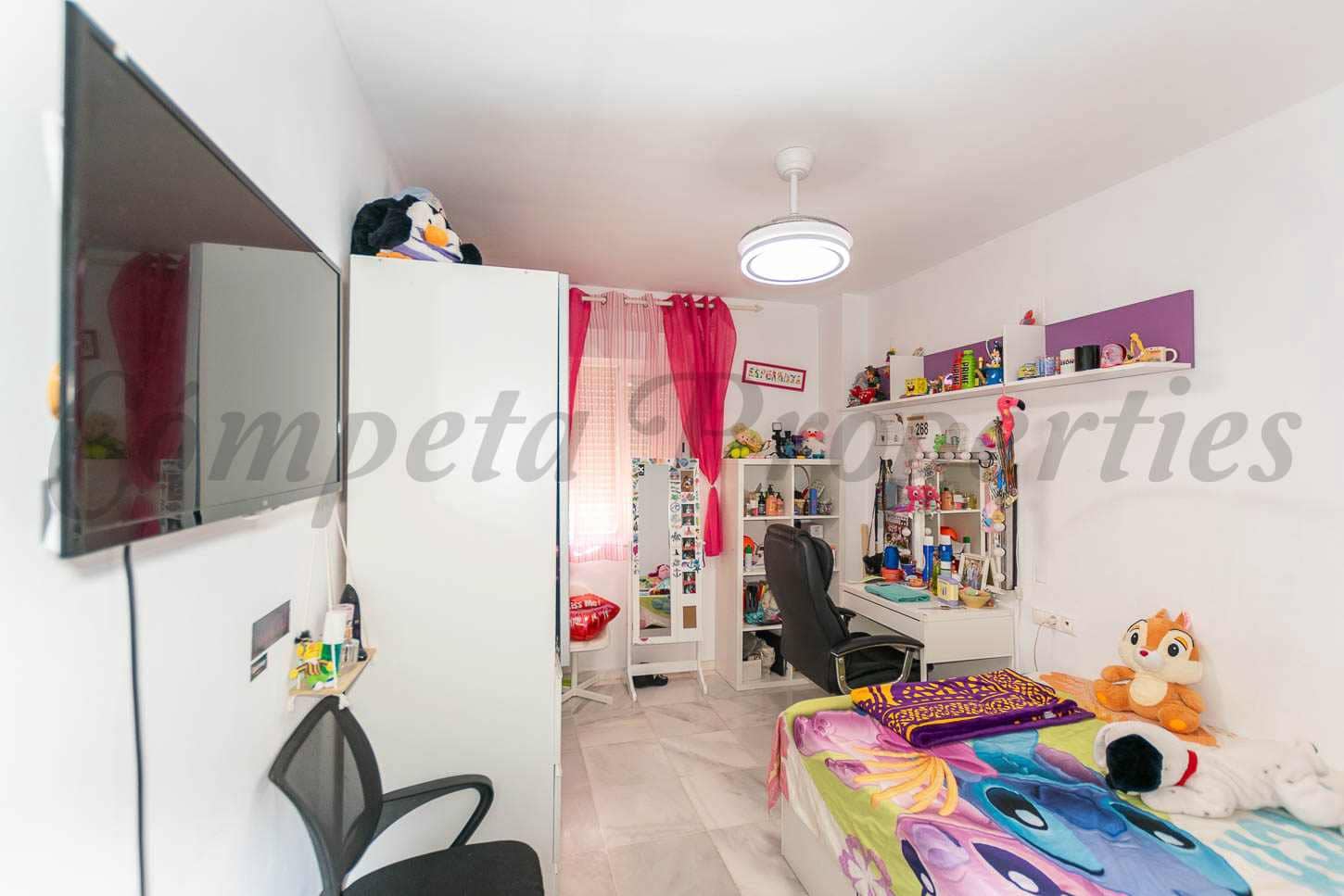 3 bedroom Apartment for sale in Almayate with pool garage - € 340,000 (Ref: 9394235)