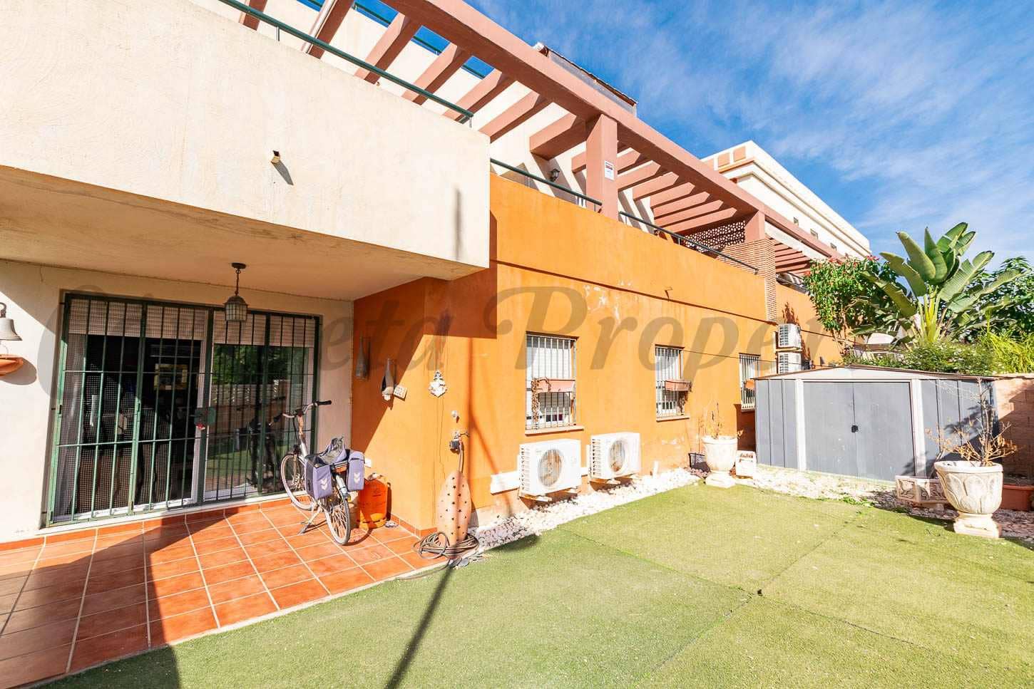 3 bedroom Apartment for sale in Almayate with pool garage - € 340,000 (Ref: 9394235)