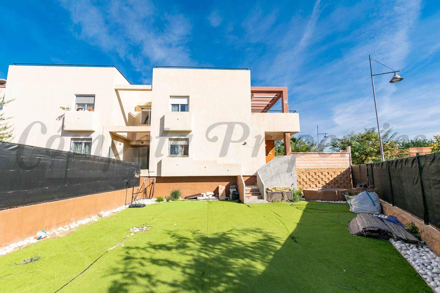 3 bedroom Apartment for sale in Almayate with pool garage - € 340,000 (Ref: 9394235)