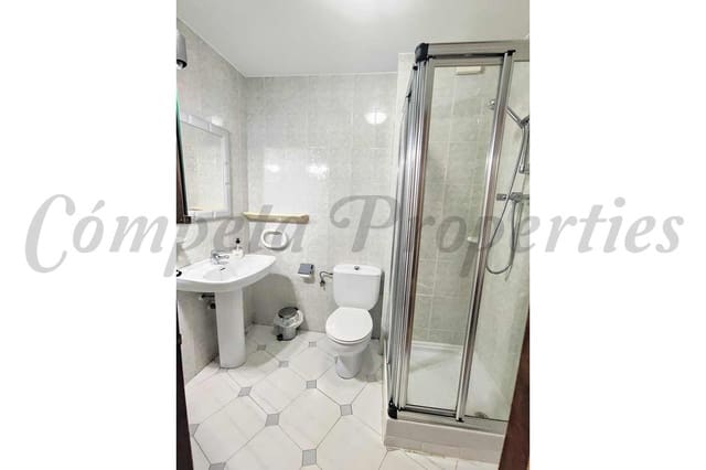 3 soveværelse Lejlighed til leje i Centro, Nerja - € 1.300 (Ref: 9394237)