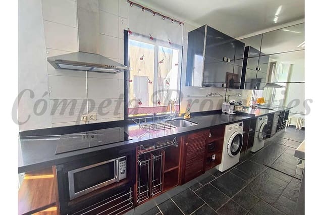 3 soveværelse Lejlighed til leje i Centro, Nerja - € 1.300 (Ref: 9394237)